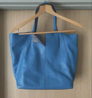 잔니 키아리니 블루 가죽 토트백