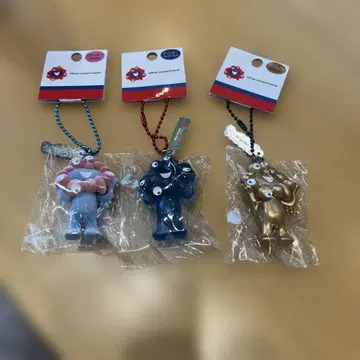 미야쿠미야쿠 플로키 아크릴 키링 3개 세트