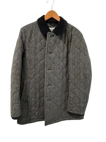 심플 시티에 플러스 별주 울 트위드 퀼팅 자켓