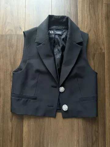 ZARA 블랙 노카라 베스트