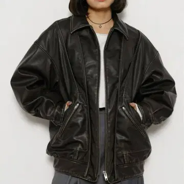 LAGUA GEM 페이크 레더 자켓 블랙