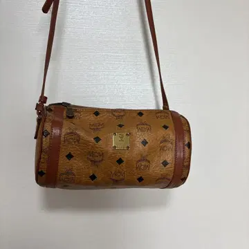 MCM 로고 프린트 숄더백 브라운