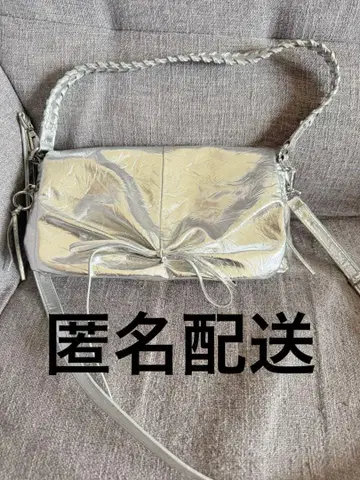 ZARA 실버 플리츠 디자인 숄더백