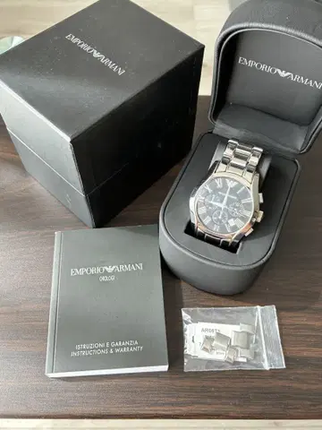 EMPORIO ARMANI 엠포리오 아르마니 손목시계 AR-0673