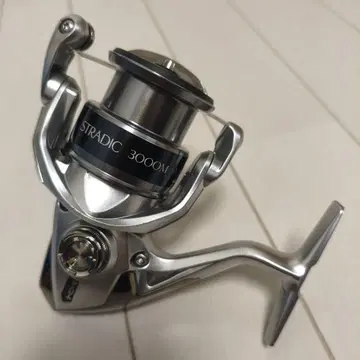 SHIMANO STRADIC 3000XGM 스피닝 릴