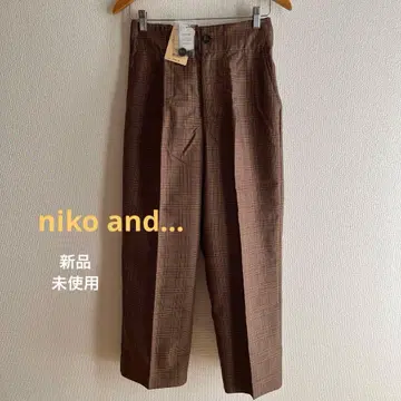 niko and - 새상품. 미사용 브라운색 체크 무늬 팬츠 M 사이즈