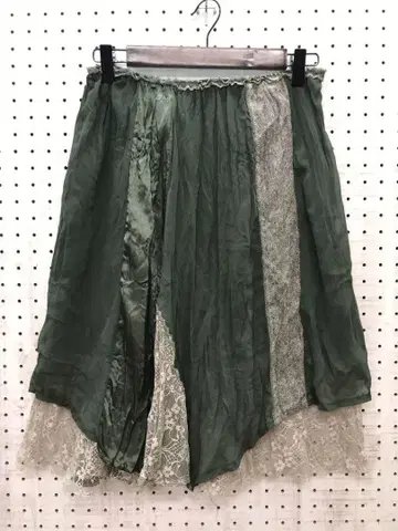 페어리 그런지 빈티지풍 구제 의류 이소재 절개 미디 스커트