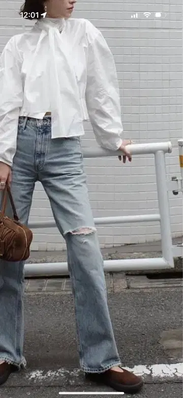 clane 이번 시즌 크러쉬 데님 사이즈 2번