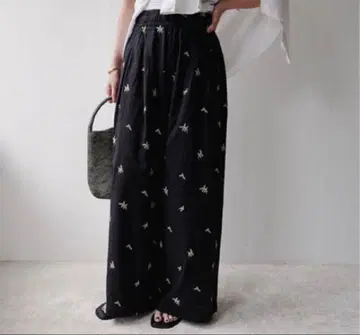 ne Quittez pas COTTON VOILE DOT LEAF