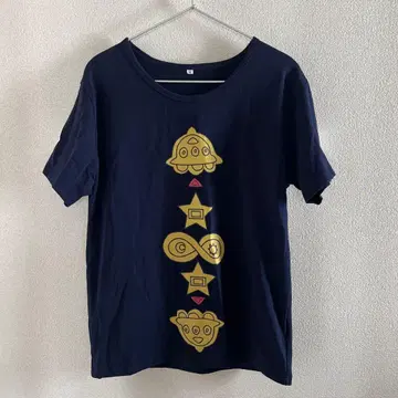 [ 생산 종료 ] 죠죠의 기묘한 모험 와펜 T셔츠 히가쿠라 미타카