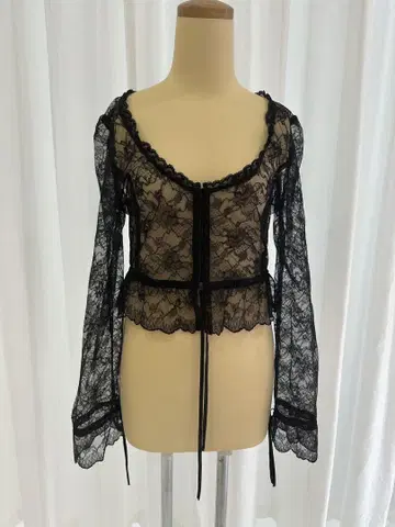블랙 레이스 긴팔 상의