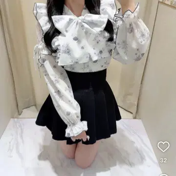멜로우 프릴 리본 블라우스 evelyn