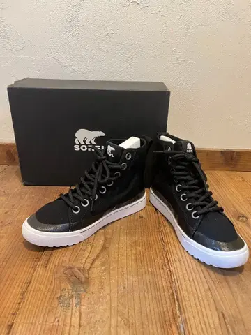 SOREL 블랙 하이컷 스니커즈 새상품급 사이즈 24.5cm