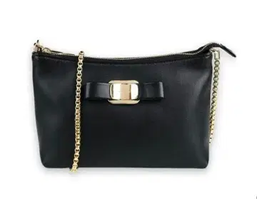 FERRAGAMO 사선 블랙 체인 백