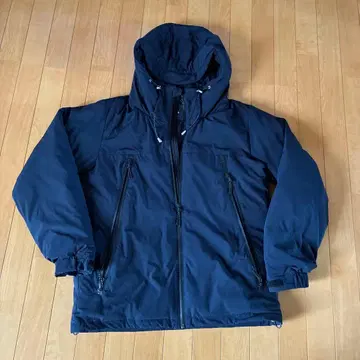BEAMS 네이비 다운 자켓 L 사이즈
