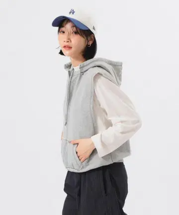 BEAMS BOY 맨투맨 풀 집업 후드티 슬리브리스