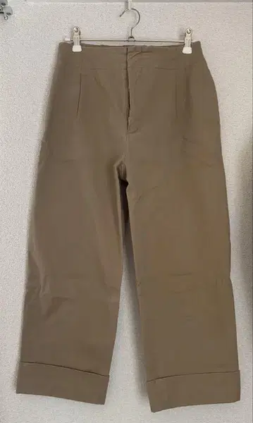 [ Morris & Sons ] 베이지 크롭 와이드 팬츠