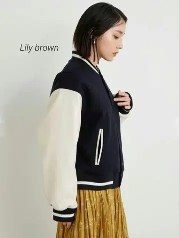 Lily brow 릴리 브라운 바시티 자켓 네이비 F 사이즈 로고 자수