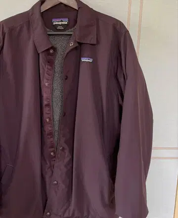 patagonia XL 버건디 나일론 자켓