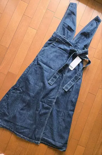 [ 새상품 ] AZUL 데님 오버롤 스커트 S