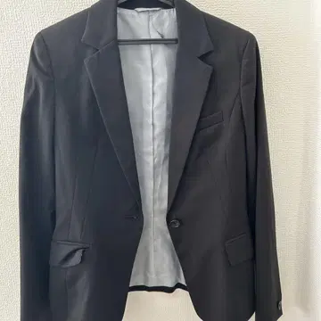 그린 레이블 릴랙싱 블랙 자켓 38