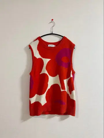 Unikko 니트 베스트