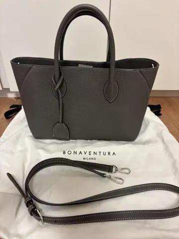 BONAVENTURA 미아 토트백 27 슈링크 차콜 그레이