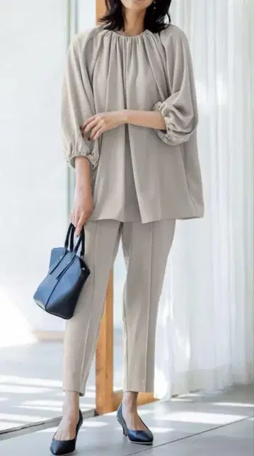 셋업 아이보리 L