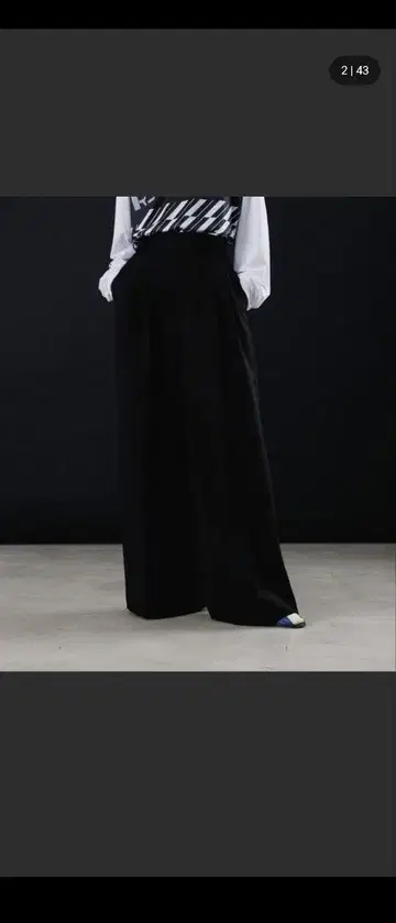 더블 턱 와이드 팬츠