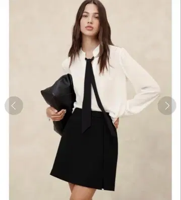 [ 새상품급 완판템 ] BANANA REPUBLIC 태국 프론트 블라우스