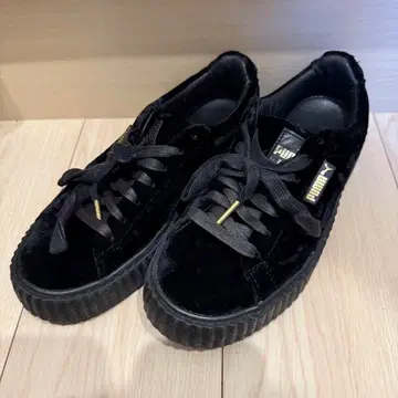 PUMA 펜티 바이 리한나 벨로아 신발 블랙 23.5