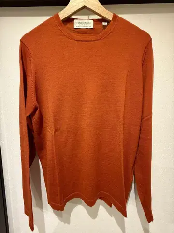 [새상품] TOMORROWLAND tricot 크루넥 니트