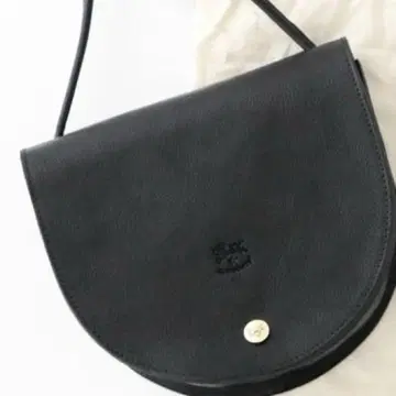 일비종떼 IL BISONTE 가죽 숄더백 블랙
