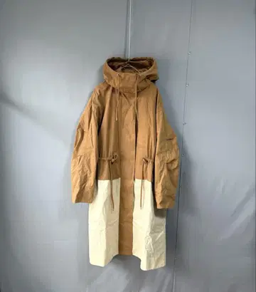 cos 코스 바이컬러 롱 모즈 코트