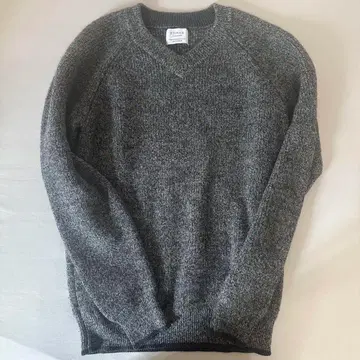 [ 가격 인하 ] EDIFICE 100% 울 니트 스웨터