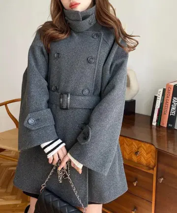그레이 더블 브레스트 트렌치코트