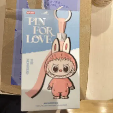 THE MONSTER PIN FOR LOVE 시리즈 봉제 인형