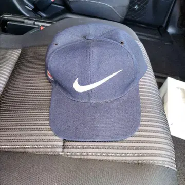 Nike 네이비 캡