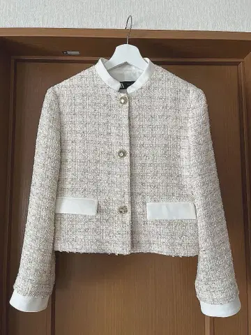 [컨디션 최상] ZARA 자라 트위드 노카라 자켓 베이지 화이트