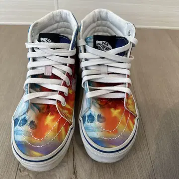 Vans 원피스 콜라보 스니커즈