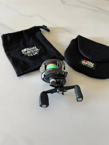 Abu Garcia 아부 가르시아 베이트 캐스팅 낚시릴