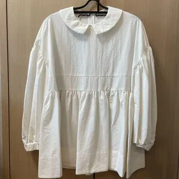 yori 플랫 칼라 티어드 블라우스