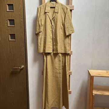 Aquascutum 베이지 롱 스커트