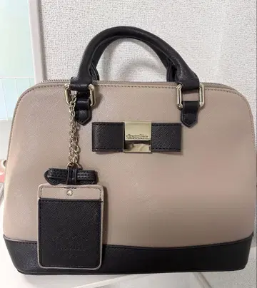 dazzlin 리본 모티브 핸드백 베이지 x 블랙