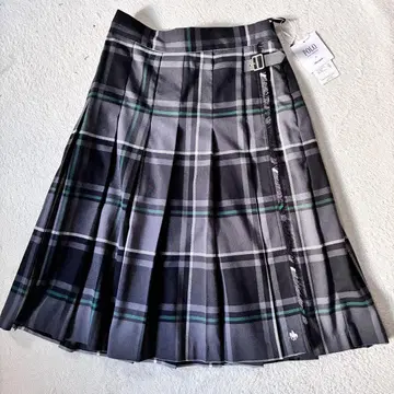새상품 폴로 니코앤드 체크 무늬 스커트