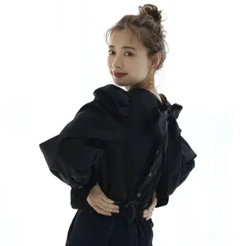 백리본 프티 하이넥 블라우스 NICE CLAUP