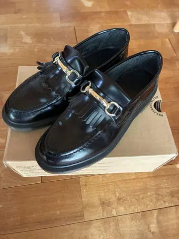 로퍼 Dr.Martens adrian snaffle