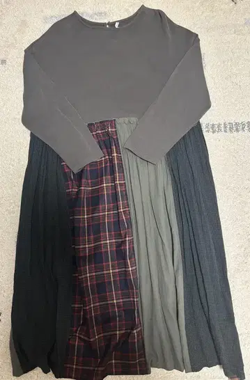 체크 무늬 원피스