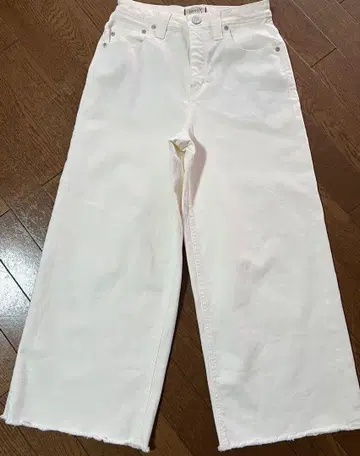 YANK 야누크 화이트 와이드 레그 데님