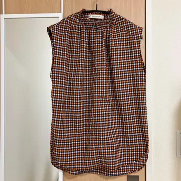 집에서 관리 가능한 CEDRIC CHARLIER 가을 컬러 블라우스